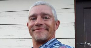 Busca por homem que se acredita ser ‘bosquímano do Alasca’ Suicídio de Matt Brown supostamente suspenso
