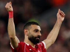 O Liverpool agora está lutando contra o PSG para contratar o substituto de Salah após verificações pessoais