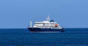 A Organização Mundial da Saúde afirma que um suposto surto de hantavírus em um navio de cruzeiro no Oceano Atlântico mata 3 pessoas