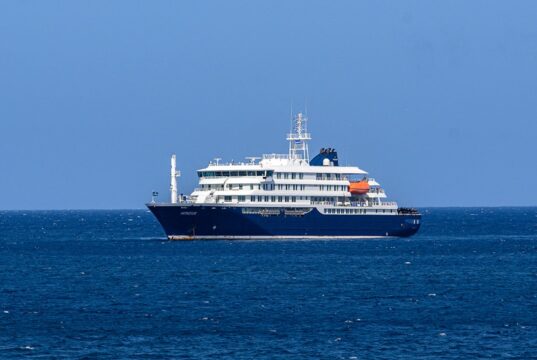 A Organização Mundial da Saúde afirma que um suposto surto de hantavírus em um navio de cruzeiro no Oceano Atlântico mata 3 pessoas