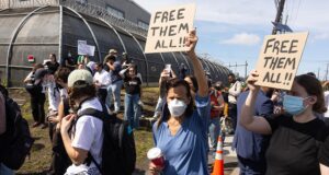 O que você precisa saber sobre protestos nas instalações do ICE em Nova Jersey
