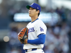 O arremessador Shohei Ohtani supera o rebatedor, talvez até Cy Young