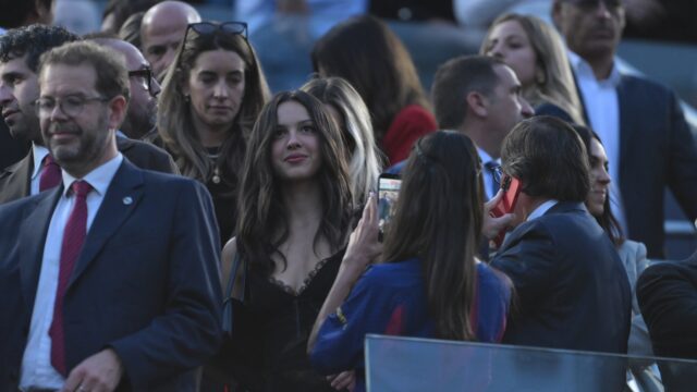 olivia-rodrigo-fc-barcelona.jpg