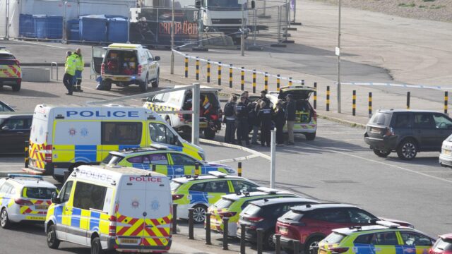 police-coastguard-scene-1080269705.jpg