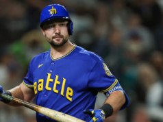 O que há de errado com Cal Raleigh? Sequência sem rebatidas do rebatedor dos Mariners bate recorde