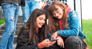 Do feed público ao perfil privado: como o uso do Instagram mudou entre os jovens