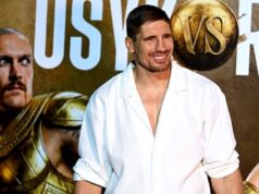 Emocionado com Rico Verhoeven no tapete vermelho das pirâmides do Egito, Usyk ausente: ‘Arrepios, estou super feliz’