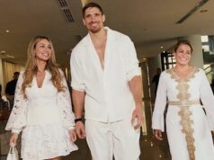 A noiva Naomy e a irmã mais velha Nadia são indispensáveis para Rico Verhoeven no Egito: ‘Não é nada’