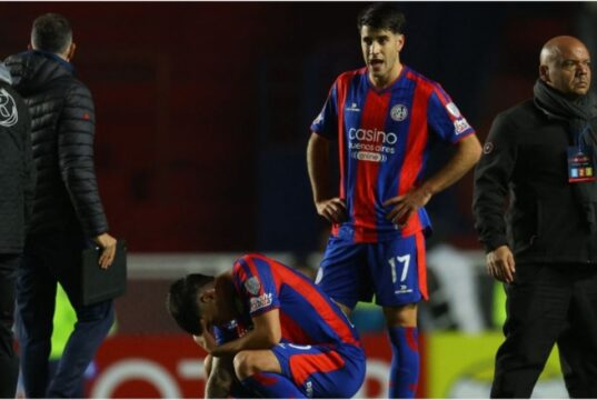 San Lorenzo foi eliminado da Copa Sul-Americana e redes sociais explodiram com memes