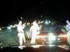 O vídeo mostra Britney Spears discutindo com a polícia e nega estar bêbada durante a prisão por DUI em março