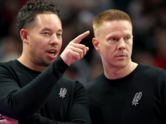 Magic contratando o próximo assistente técnico do Spurs, por relatório