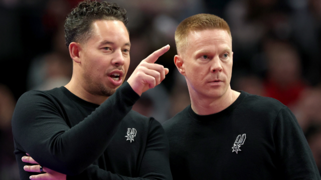 sean-sweeney-spurs-getty.png