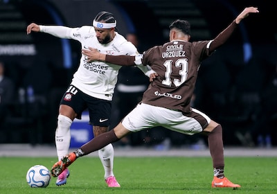 soccer-football-copa-libertadores-group-e-corinthians-v-platense-neo-quimica-arena-sao-paulo-brazil.jpeg
