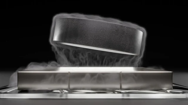 superconducting-material-hovering-over-magnets.webp.webp