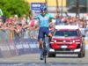 Giro d’Italia: Alberto Bettiol marcha para a vitória solo no estágio 13 depois de saltar da fuga na subida final.