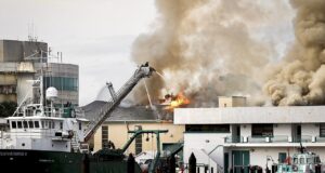 Incêndio no Laboratório de Ciências Marinhas da USF cria ‘perda total’ em São Petersburgo