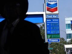 Newsom culpa a Chevron pelos problemas de preços dos combustíveis na Califórnia