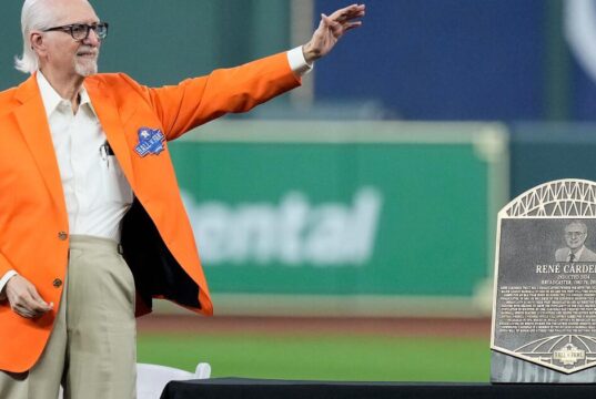 René Cárdenas, o primeiro locutor de língua espanhola dos Dodgers, morreu