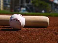 Finais de beisebol da área da cidade: resultados de sexta-feira, programação de sábado