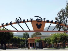 Comissário da FCC se junta à luta pela liberdade de expressão da Disney