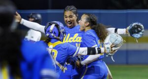 O softball da UCLA derrota a UCF e avança para o Women’s College World Series