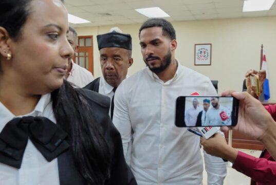 Não há prisão para o ex-astro da MLB Wander Franco, apesar de sua confissão de culpa no caso de sexo