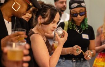 Pesquisar e encontrar uma conexão? Essas sessões de aromas modernos fazem de Los Angeles os cheiros