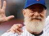 O Homem-Aranha estraga a noite de JK Simmons no jogo do Mets
