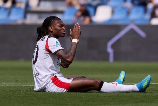Por que Rafael Leão está interessado na possibilidade de ficar em Milão