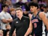 Poucos jogadores como Koa Peat permanecerão no Draft da NBA, mas isso não desanima Tommy Lloyd, do Arizona