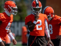 Probabilidades de quarterback da semana 1 do Browns: Watson com vantagem inicial sobre Sanders