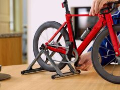 O conjunto Lego Road Bike é um modelo incrivelmente detalhado. É uma reminiscência de algumas das melhores bicicletas de estrada aerodinâmicas atualmente em exibição no Giro d’Italia.