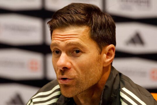 Xabi Alonso pede quatro palavras para ingressar no Chelsea após negociações com agentes