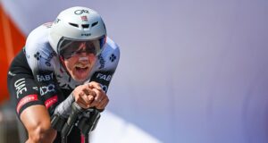 Boucles de la Mayenne: Julius Johansen tem poder para lançar a vitória