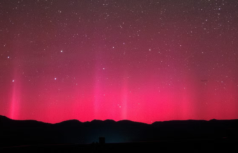 Uma antiga tempestade solar deixou rastros em anéis de árvores e no diário de um famoso poeta: ‘Luzes vermelhas no céu do norte’