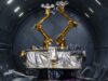 DARPA prepara satélite robótico de reparo do espaço profundo para lançamento em 2026