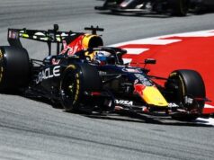 Red Bull falha no primeiro teste: Max Verstappen infeliz apesar de estar em P4, atrás do mais rápido George Russell