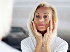 Um homem de 65 anos diz que este creme reafirmante de retinol de US$ 15 faz com que pareçam “mais jovens a cada dia”