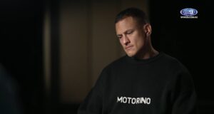 Kane Evans se declara gay em entrevista