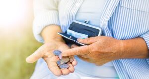 Quanto VOCÊ precisa economizar em cada idade para estar no caminho certo para uma aposentadoria confortável