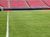 A Inglaterra inicia os preparativos para a Copa do Mundo em campo ‘separado’ – com campo ‘plug and play’ proporcionando um estranho flashback dos preparativos para o malfadado torneio de 2014