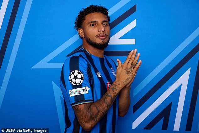 109177099-15879703-Ederson_26_will_officially_put_pen_to_paper_at_Old_Trafford_in_e-a-2_178076913751.jpeg