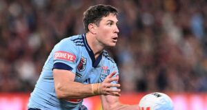 Equipes State of Origin II: Laurie Daley se prepara para pegar o machado em um jogo de uma estrela, enquanto Billy Slater chama o zagueiro Reece Walsh, apesar do choque dos Titãs