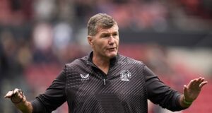 A reviravolta de Rob Baxter, corrida ‘brutal’ na praia, pacote surpresa da Itália, os segredos de Henry Slade, churrascos e cervejas: Insider revela razões para o surpreendente renascimento de Exeter