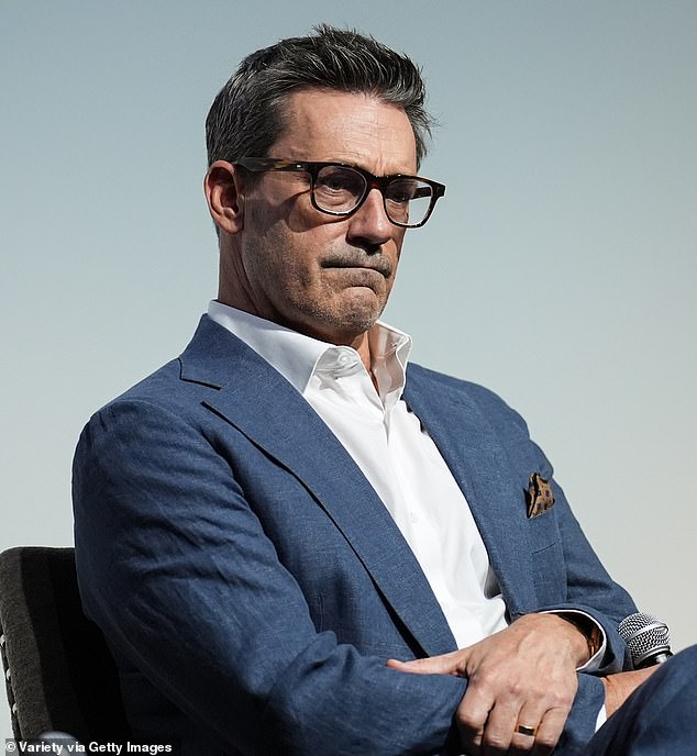 109298383-15894199-Jon_Hamm_has_been_being_disqualified_from_contention_for_the_gue-a-4_178126650003.jpeg
