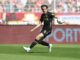 O FC Köln anunciou oficialmente a contratação definitiva de Jakub Kaminski