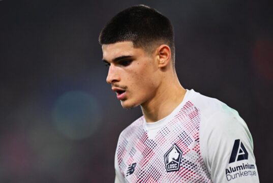 Liverpool venceu Bayern e Dortmund para contratar Fernandez-Pardo, estrela do Lille