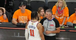 Fontes: A NBA está investigando o incidente com torcedores de Brunson.