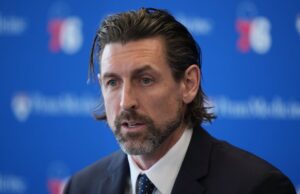 O novo 76ers Prez Gansey encontra o caminho para o título.