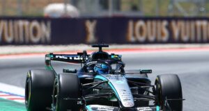Russell treina primeiro em Piastre